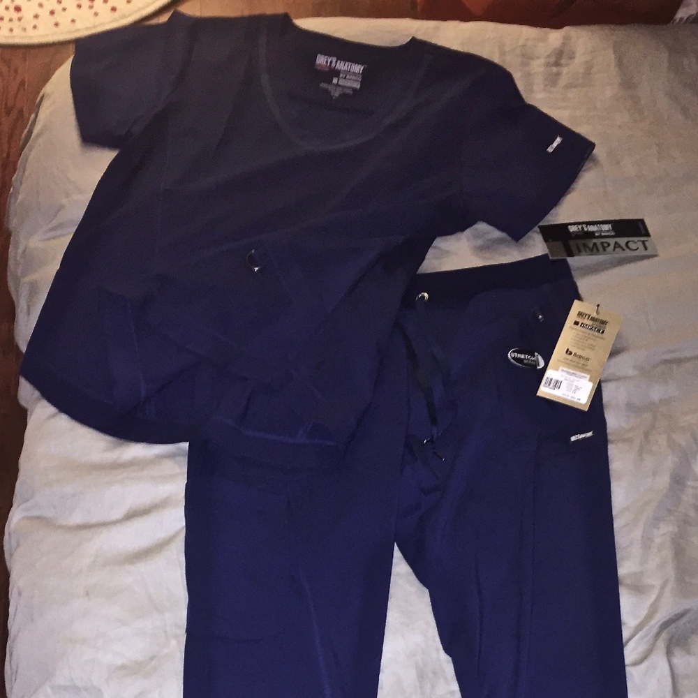 Grey's Anatomy Scrubs Set in Navy - NWT